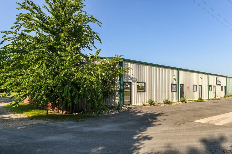 More Photos Of 1262 Eastgate Rd, Midlothian Warehouse For Sale