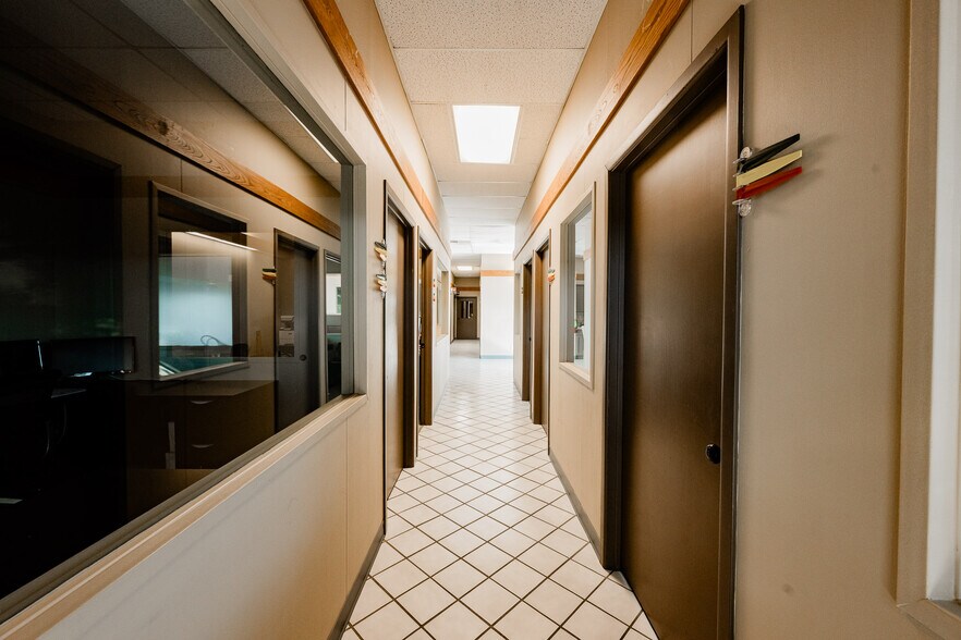 More Photos Of 2500 E 8th St, Odessa Auto Repair For Sale