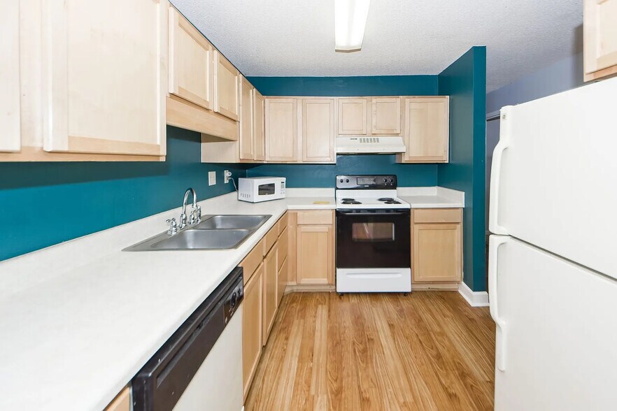 More Photos Of 1300 Ocean Blvd, Isle Of Palms Specialty For Sale