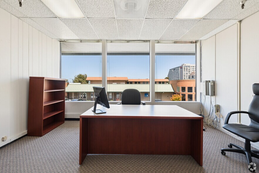 More Photos Of 831-839 Mitten Rd, Burlingame Office For Sale