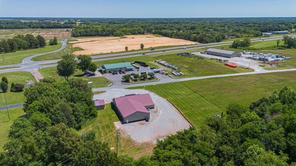 More Photos Of 71 Commerce St, Hickory Supermarket For Sale