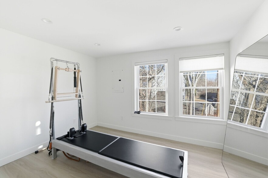 More Photos Of 57 Water St, Hingham Storefront Retail Office For Sale