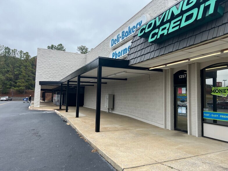 More Photos Of 1301-1395 W Fort William St, Sylacauga Supermarket For Sale