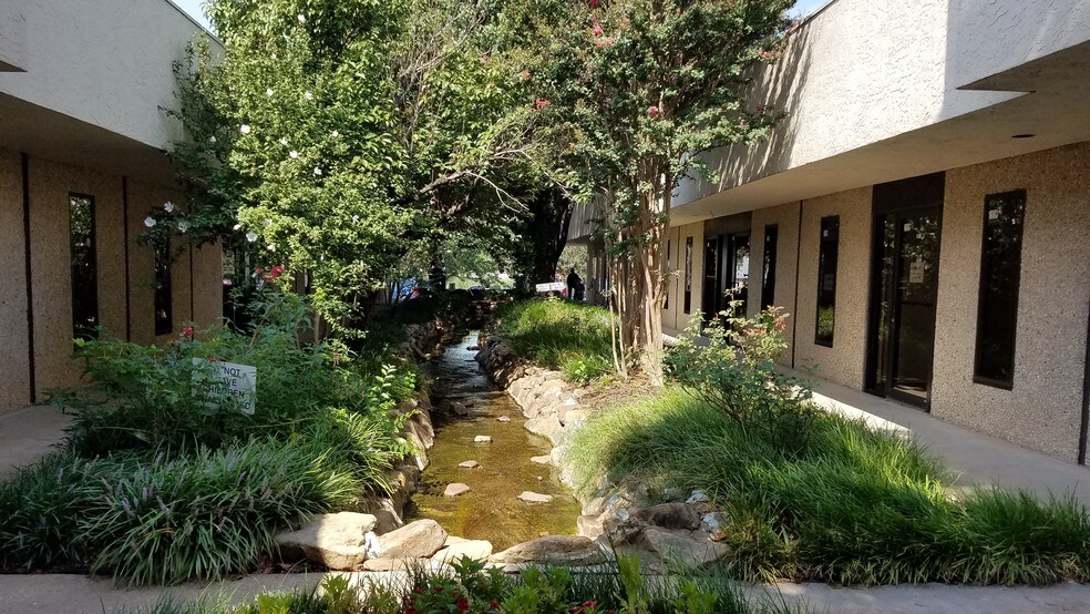 More Photos Of 8524 S Western Ave, Oklahoma City Medical For Sale