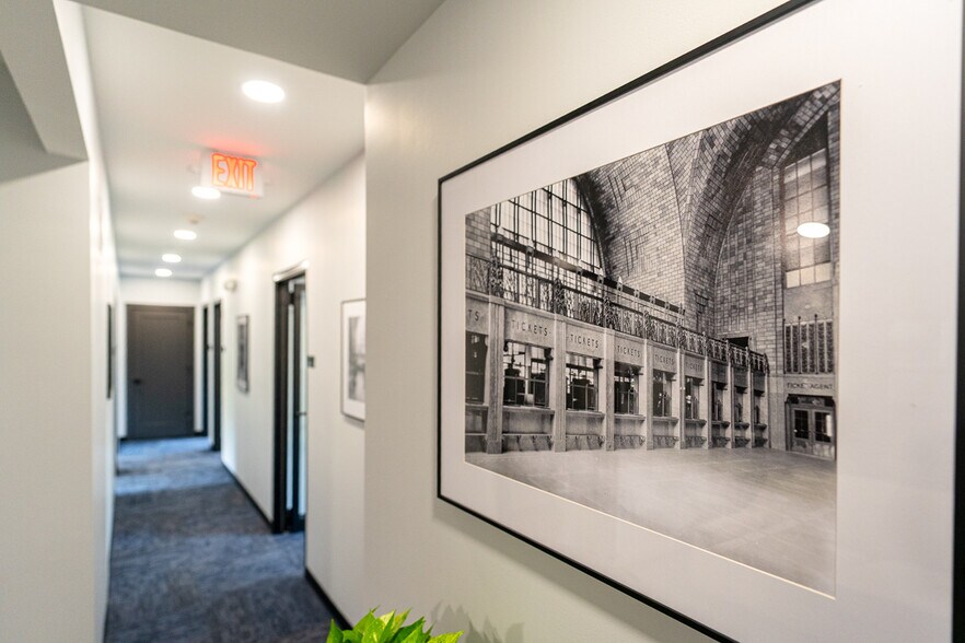 More Photos Of 6512 Main St, Buffalo Office For Lease