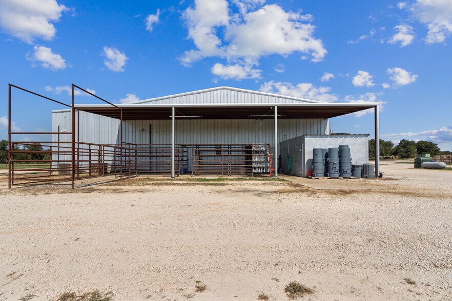 More Photos Of 324 E Highway 6, Iredell Land For Sale
