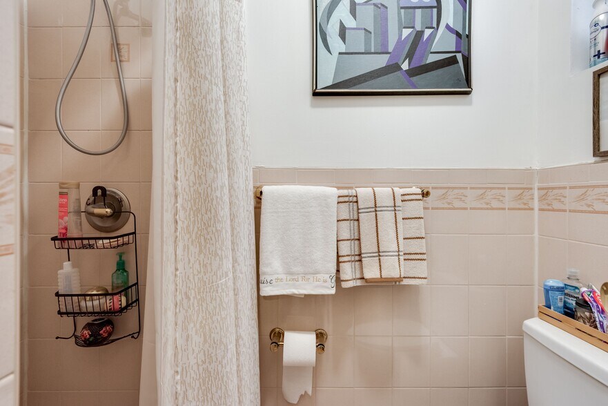 More Photos Of 898 Hancock St, Brooklyn Apartments For Sale