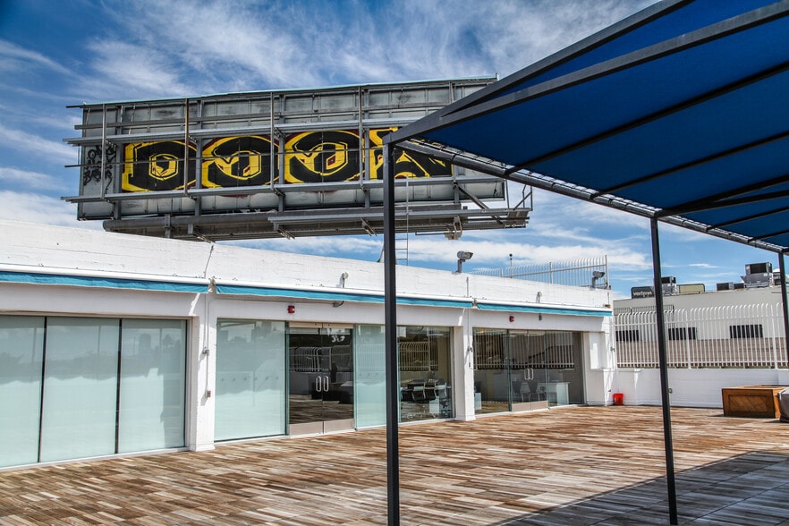 More Photos Of 2154 W Sunset Blvd, Los Angeles Loft Creative Space For Sale