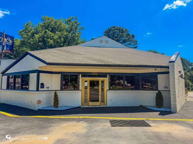 More Photos Of , Jonesboro General Retail For Sale
