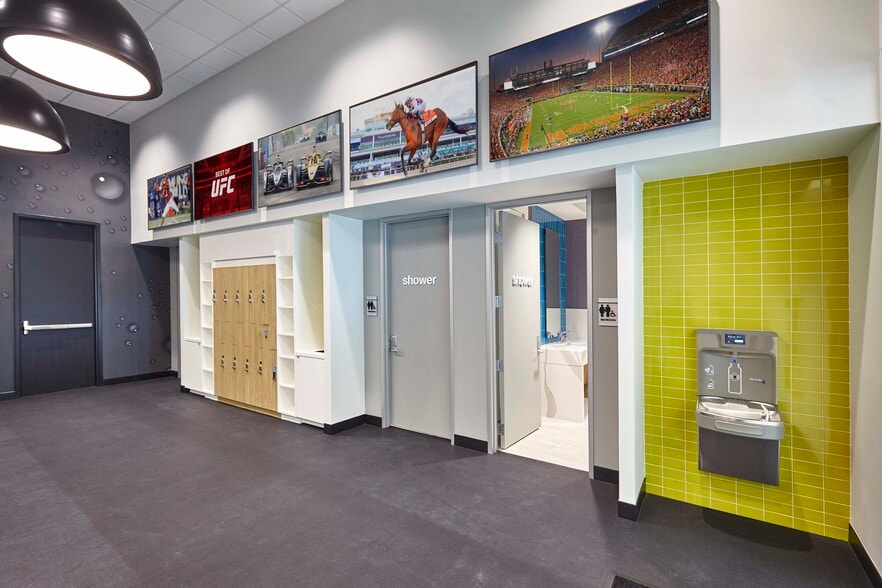 More Photos Of 6860 Dallas Pkwy, Plano Office For Lease