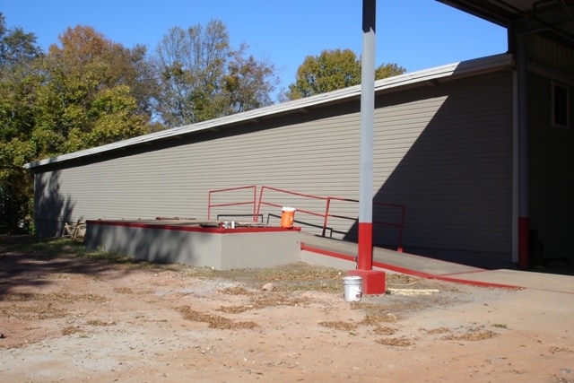 More Photos Of 601 S Madison Ave, Monroe Manufacturing For Lease