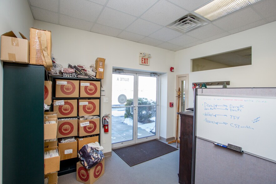 More Photos Of 1806 Deep Run Rd, Pipersville Industrial For Lease