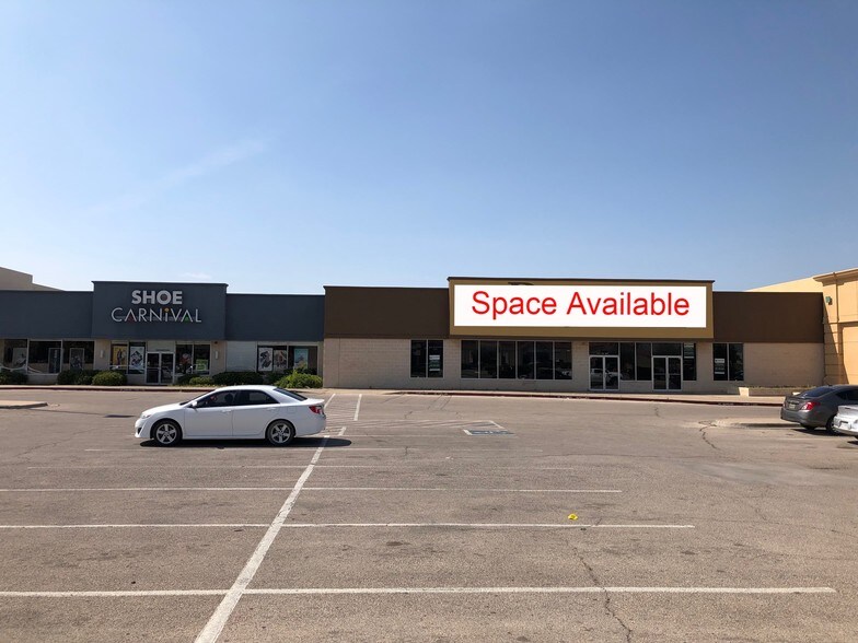 Primary Photo Of 2511-2617 W Loop 250 N, Midland Freestanding For Lease