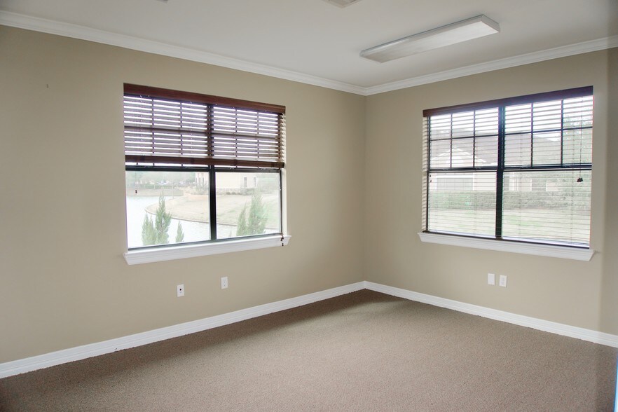 More Photos Of 4502 Riverstone Blvd, Missouri City Medical For Lease