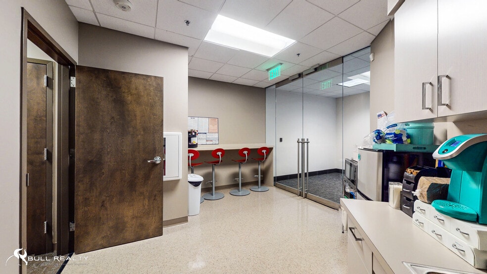 More Photos Of 6 Concourse Pky, Atlanta Office For Lease