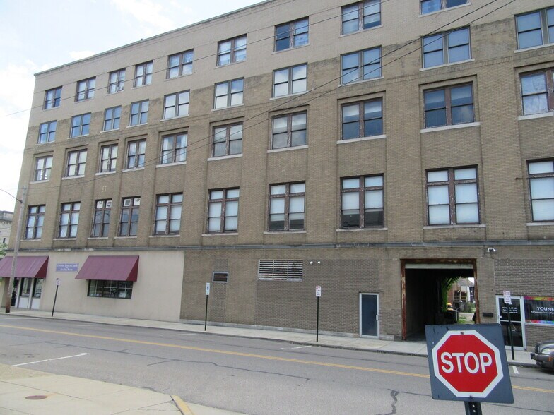 More Photos Of 201 S Broad St, Lancaster Office For Lease
