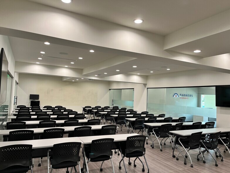 More Photos Of 36 S Kinneloa Ave, Pasadena Office For Lease