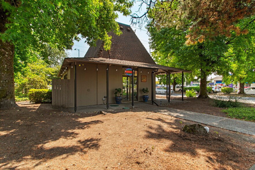 More Photos Of 15390 SW 116th Ave, Portland Medical For Sale