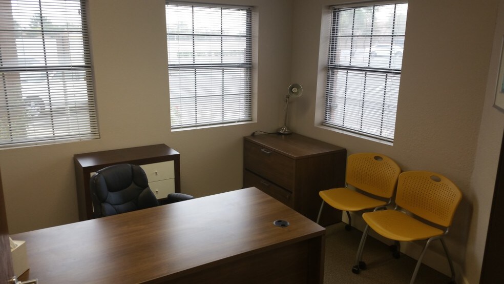 More Photos Of 2345 S Alma School Rd, Mesa Office For Lease
