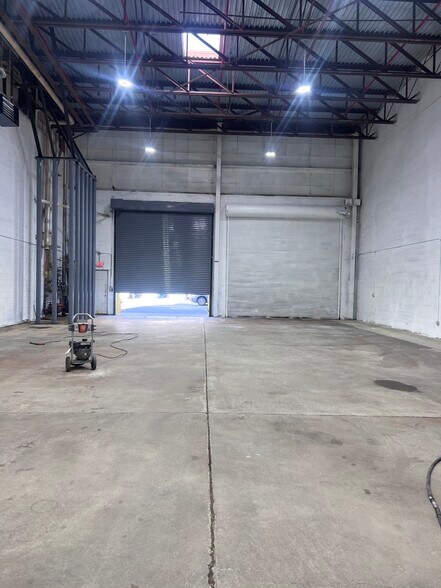 More Photos Of 23-53 Rome St, Newark Warehouse For Lease
