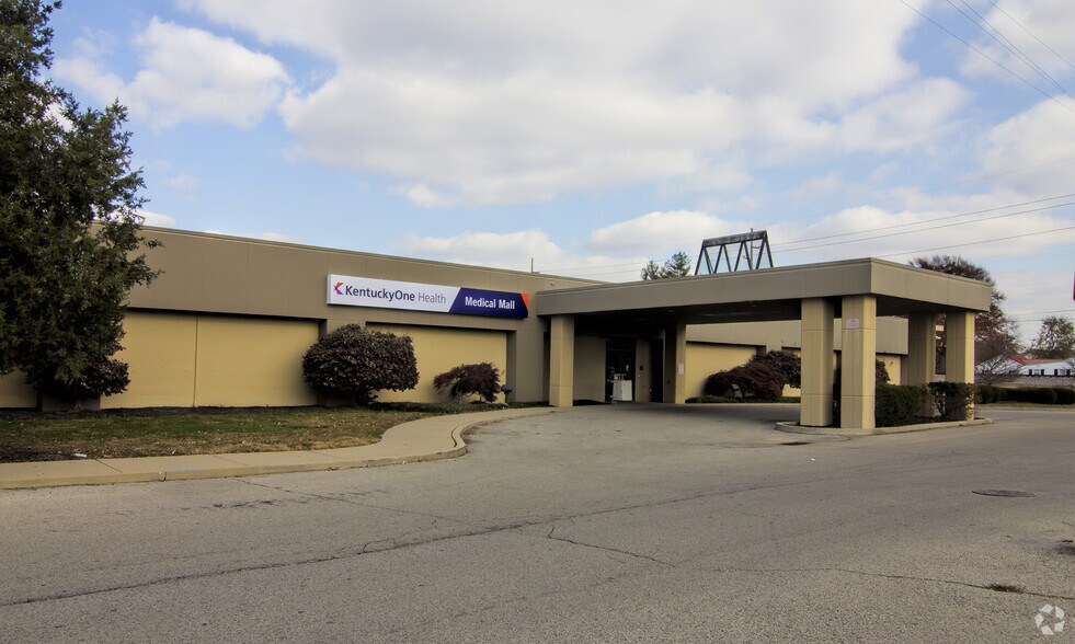 More Photos Of 6801 Dixie Hwy, Louisville Storefront For Lease