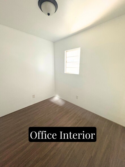 More Photos Of 655-600 Riley Fuzzel Rd, Spring Warehouse For Lease