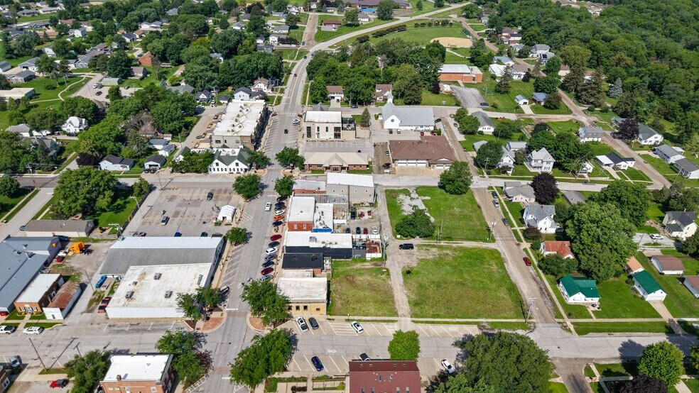 More Photos Of 112 N Iowa St, Solon Storefront Retail Residential For Sale