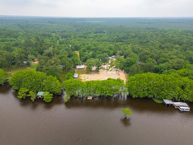 More Photos Of 7415 N State Line Rd, Karnack Trailer Camper Park For Sale