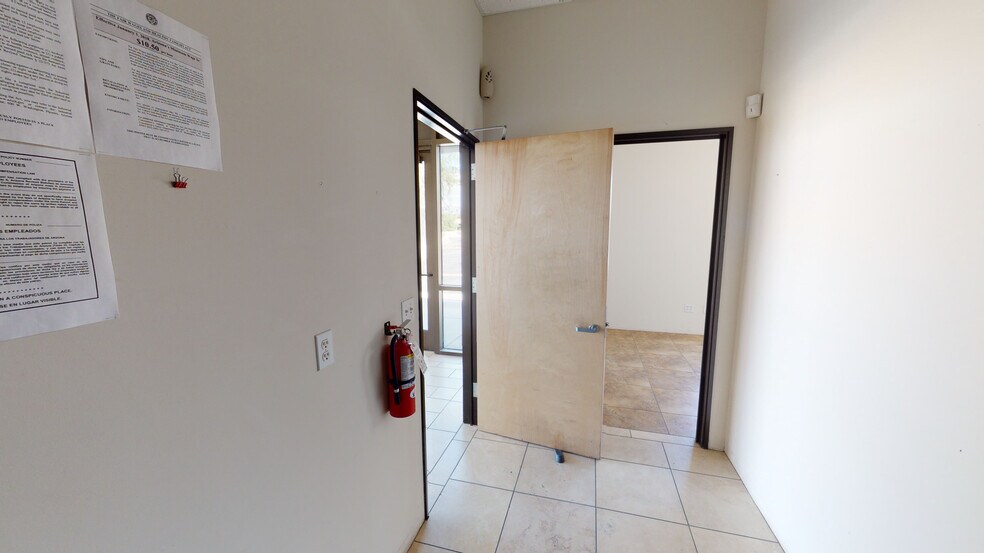 More Photos Of 2540 Landon Dr, Bullhead City Industrial For Sale