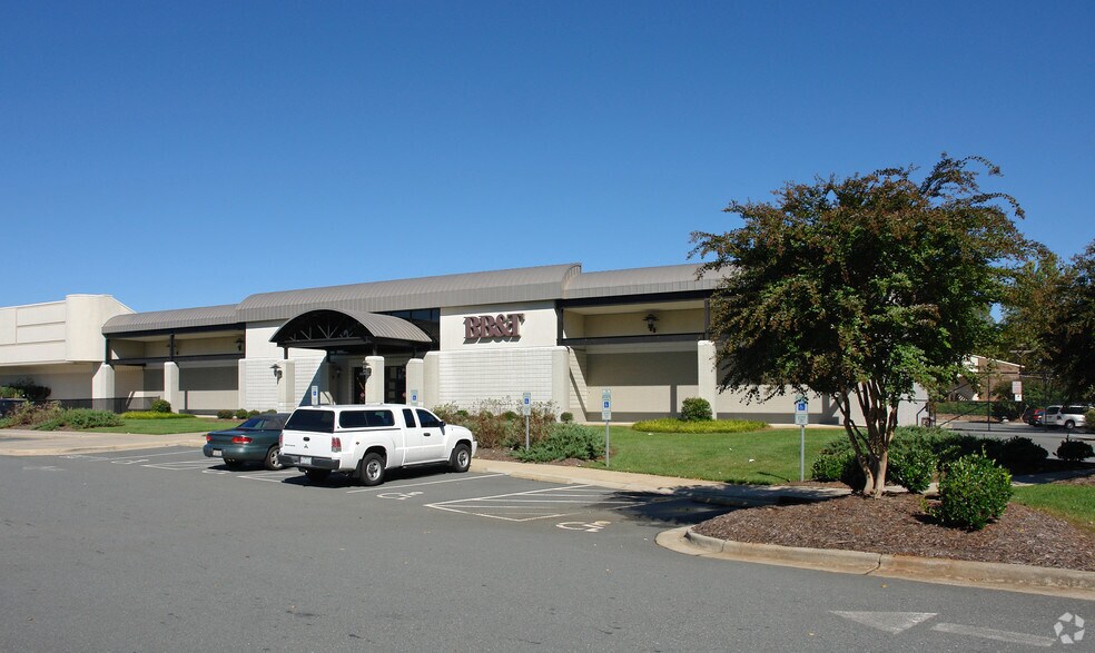 Primary Photo Of 2825 Reynolda Rd, Winston-Salem Health Club For Sale