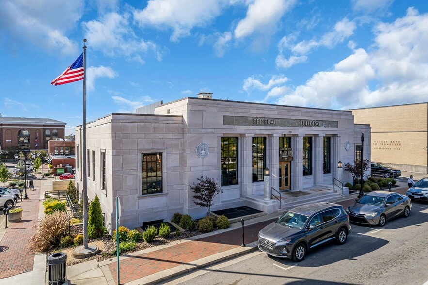 More Photos Of 131 Strawberry Alley Aly, Clarksville General Retail For Lease