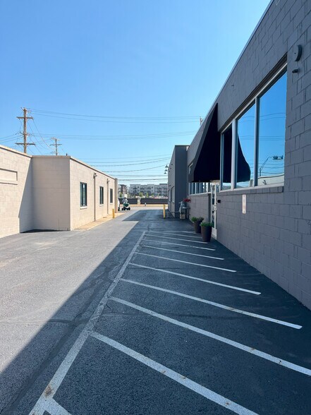 More Photos Of 815 Grandview Ave, Columbus Loft Creative Space For Sale