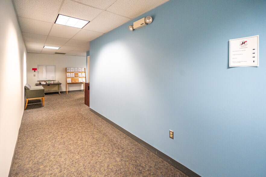 More Photos Of 1000 Church Hill Rd, Pittsburgh Office For Lease