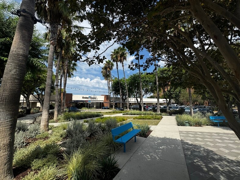 More Photos Of 16453 Colorado Ave, Paramount Hospital For Sale