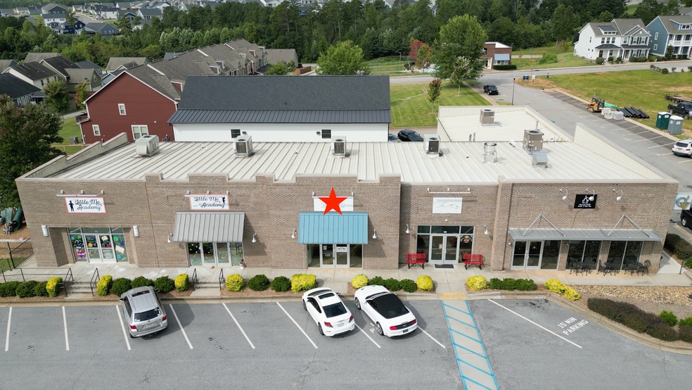 More Photos Of 100-106 Wicker Park Ave, Greer Storefront Retail Office For Lease