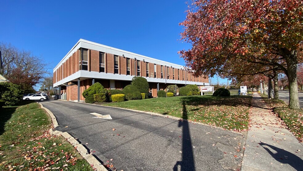 More Photos Of 80 Maple Ave, Smithtown Office For Lease