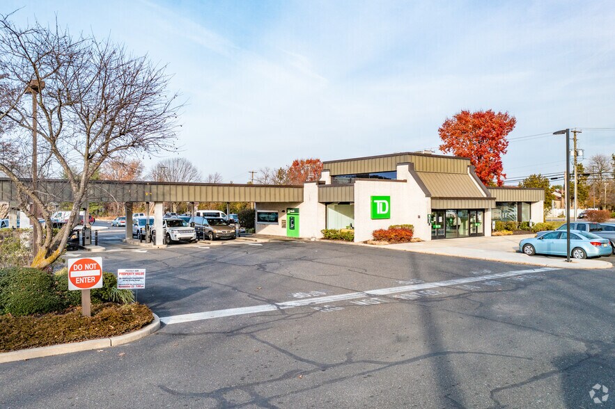 12291329 Blackwood Clementon Rd, Clementon, NJ 08021