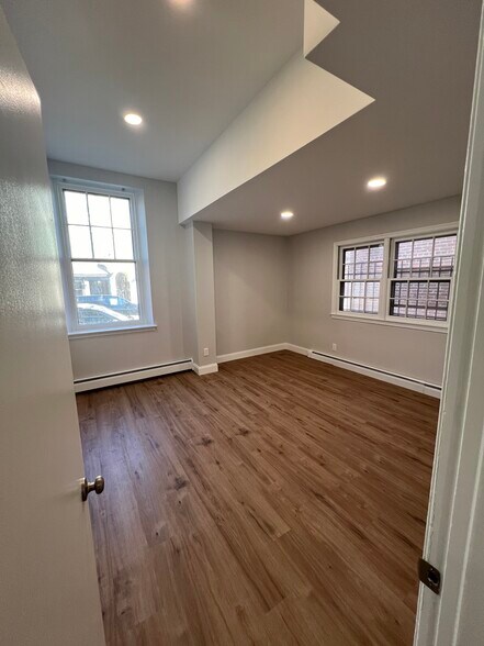 More Photos Of 26 S Church St, West Chester Office For Sale