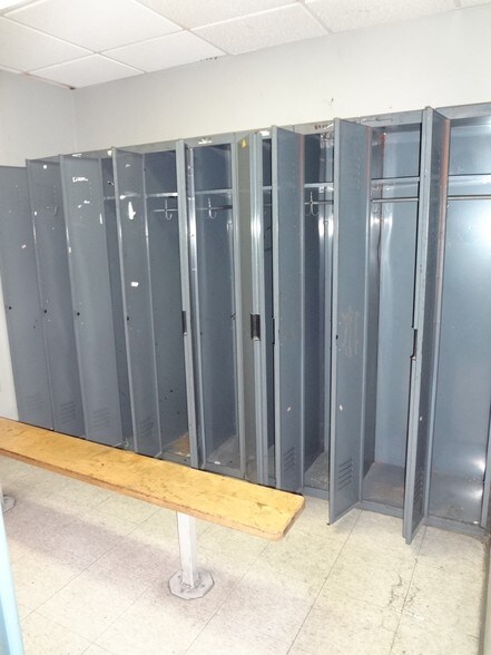 More Photos Of 222 W 6th St, Junction City Office For Sale
