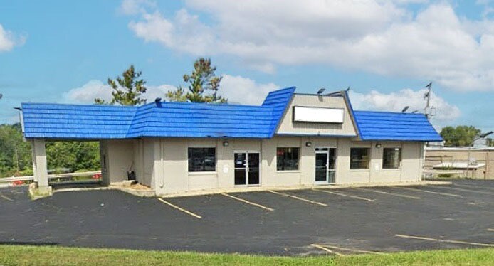 Primary Photo Of 5911 N Clinton St, Fort Wayne Freestanding For Sale