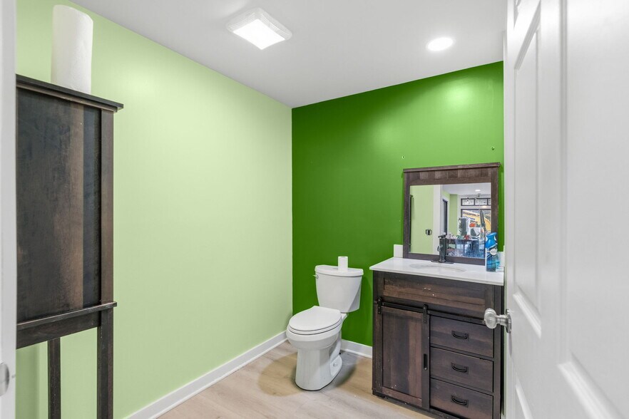 More Photos Of , Buffalo General Retail For Sale