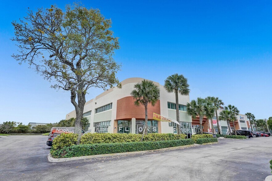 More Photos Of 2400 W Copans Rd, Pompano Beach Showroom For Lease