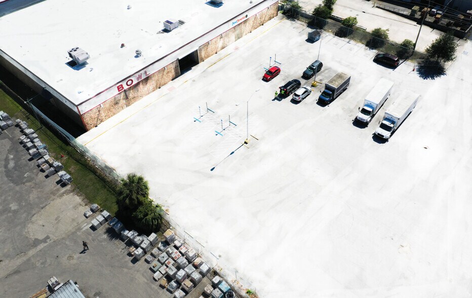 More Photos Of 361 Blanding Blvd, Orange Park Bowling Alley For Sale