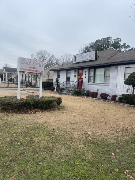 More Photos Of 829 Mt Moriah Rd, Memphis Freestanding For Sale