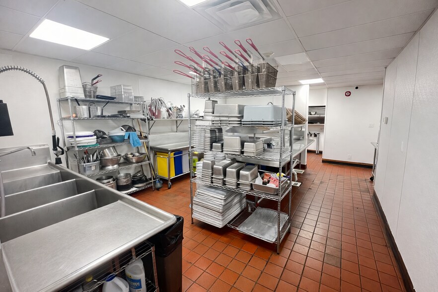 More Photos Of 560 Silverthorne Ln, Silverthorne Hotel For Sale