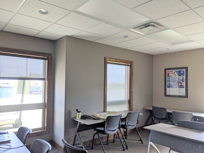 1607 Tullamore Ave, Bloomington, IL 61704 Office For Lease