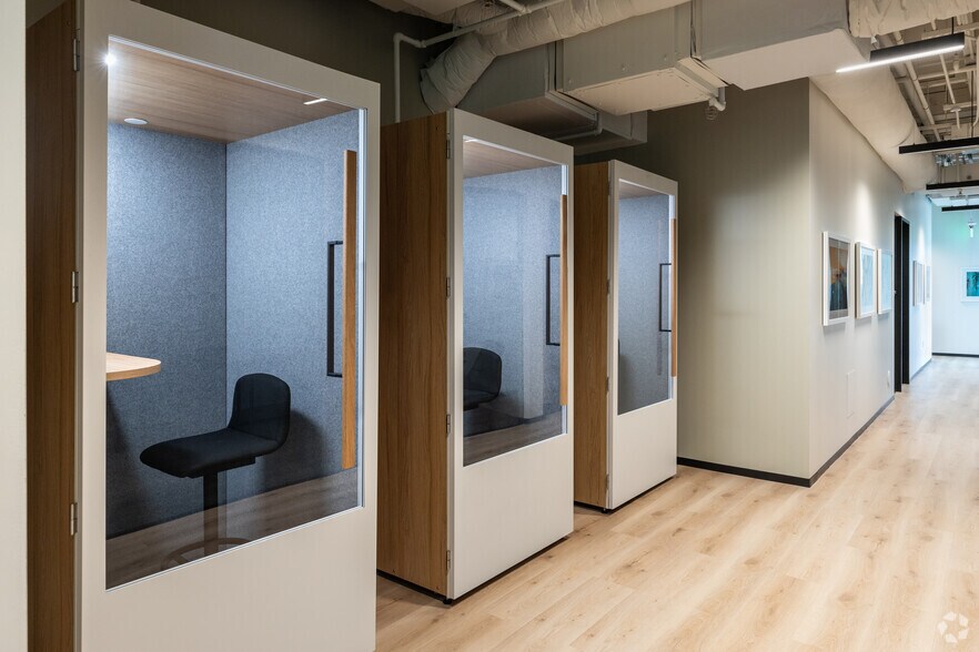 More Photos Of 23465 Civic Center Way, Malibu Office For Lease