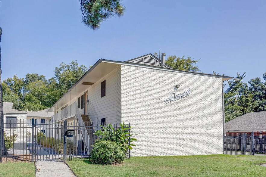 Primary Photo Of 2038 Southern Ave, Memphis Apartments For Sale