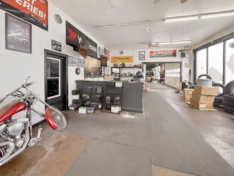 More Photos Of 225 W Main St, Monroe General Retail For Sale