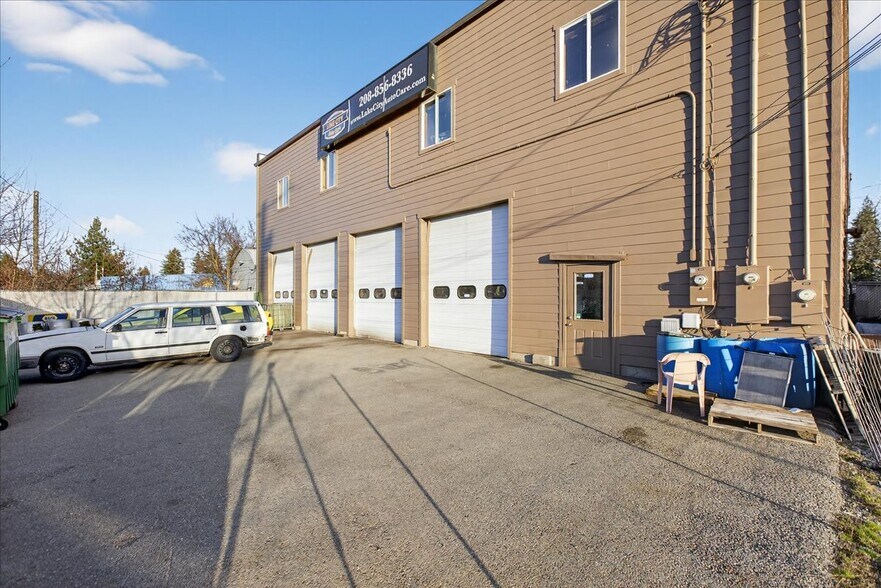 More Photos Of 7897 W Main St, Rathdrum Storefront Retail Residential For Sale